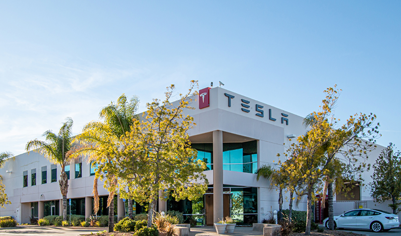 Tesla Motors of Temecula Gryphon Capital, LLC